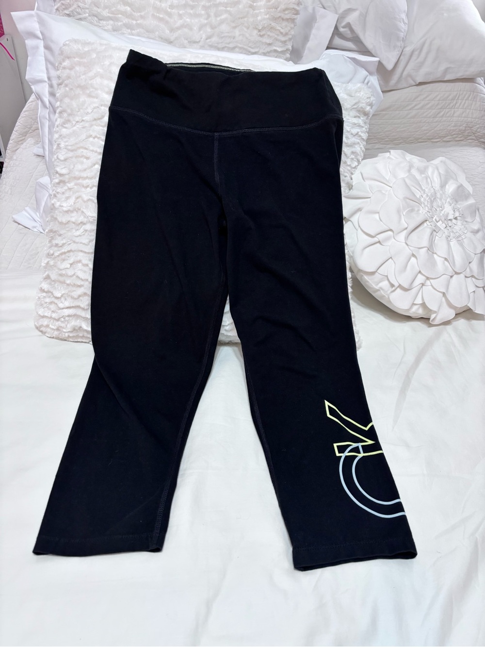 Calvin Klein Performance Black Capri Leggings M CK Logo